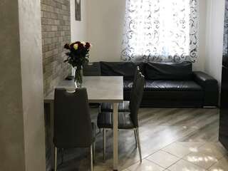 Апартаменты Apartment on Karbysheva Брест Апартаменты - Двухуровневые-48